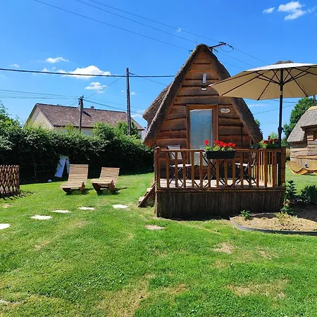 Les Mini-chaumieres Saint-Martin-Saint-Firmin