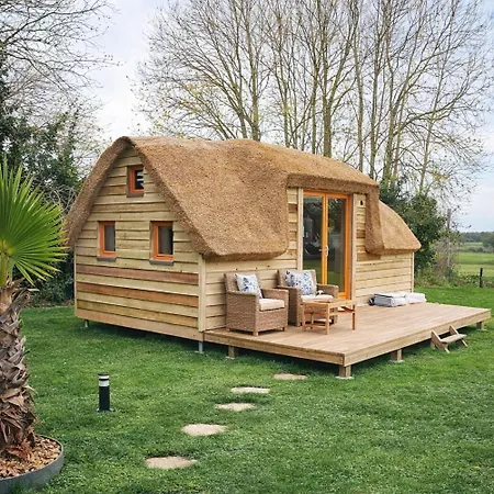 Les Mini-chaumieres * Saint-Martin-Saint-Firmin